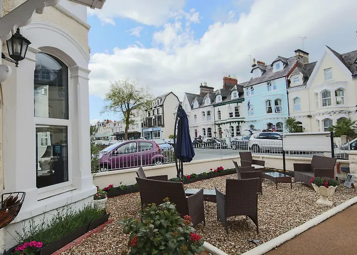 Clifton Villa Guest House Llandudno